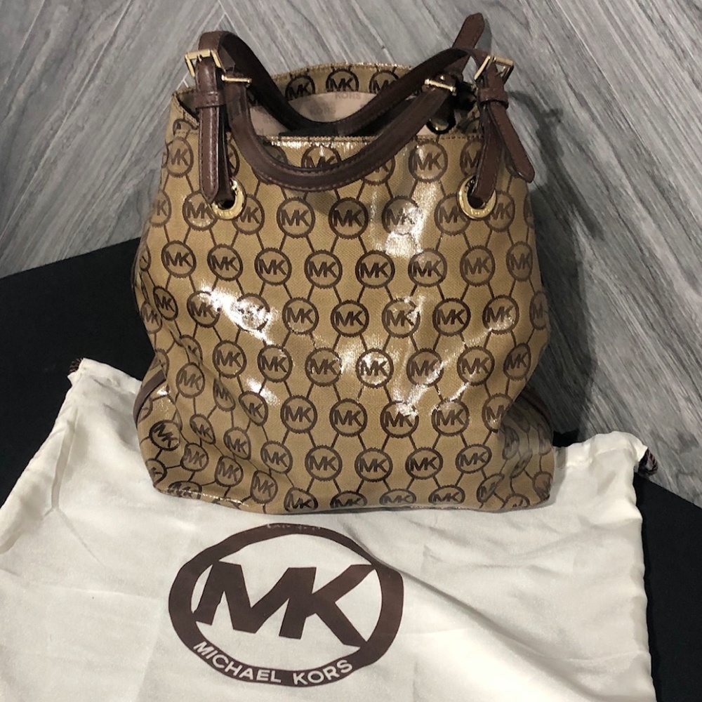 🌺Authentic Michael Kors Crystal Coated Tote🌺